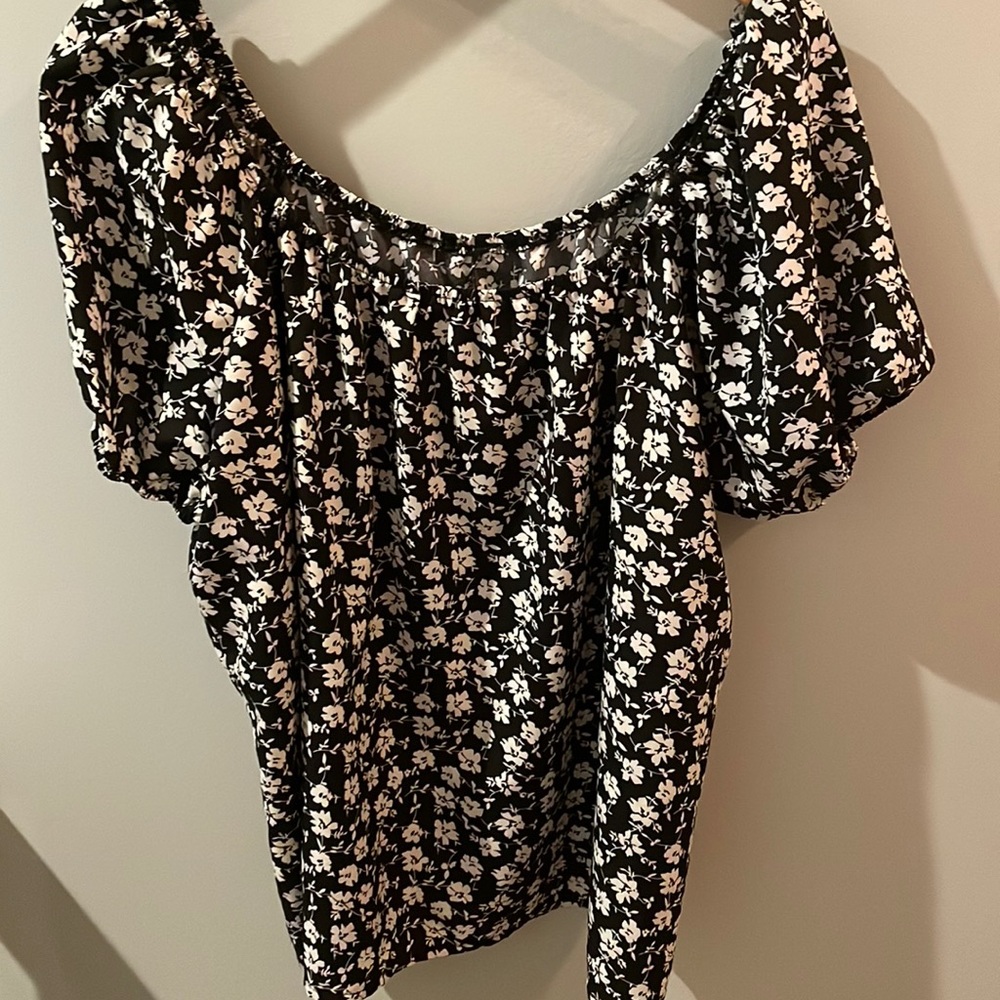 Shein off shoulder blouse XXL